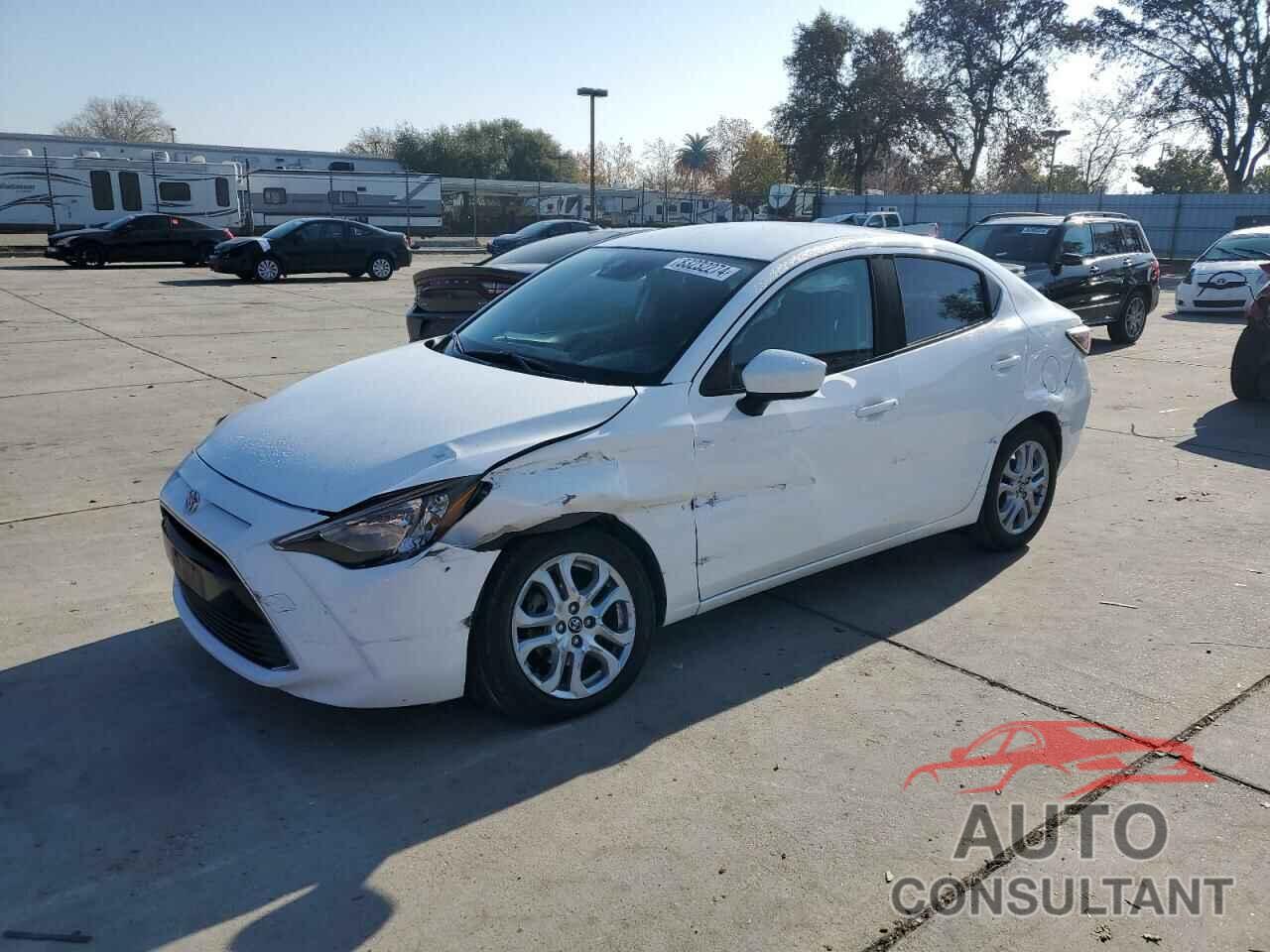 TOYOTA YARIS 2017 - 3MYDLBYVXHY161690