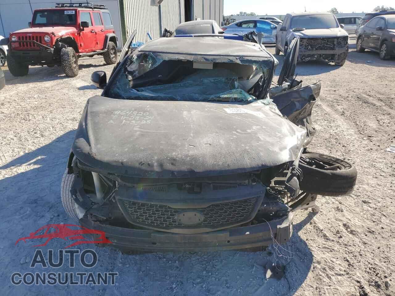 KIA FORTE 2011 - KNAFU4A22B5386591