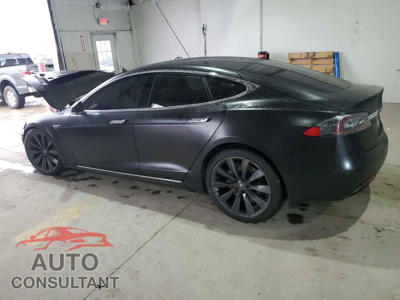 TESLA MODEL S 2016 - 5YJSA1E2XGF151610