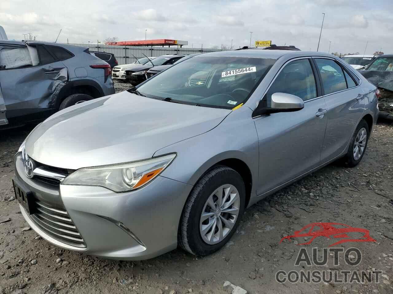 TOYOTA CAMRY 2016 - 4T4BF1FK1GR560569