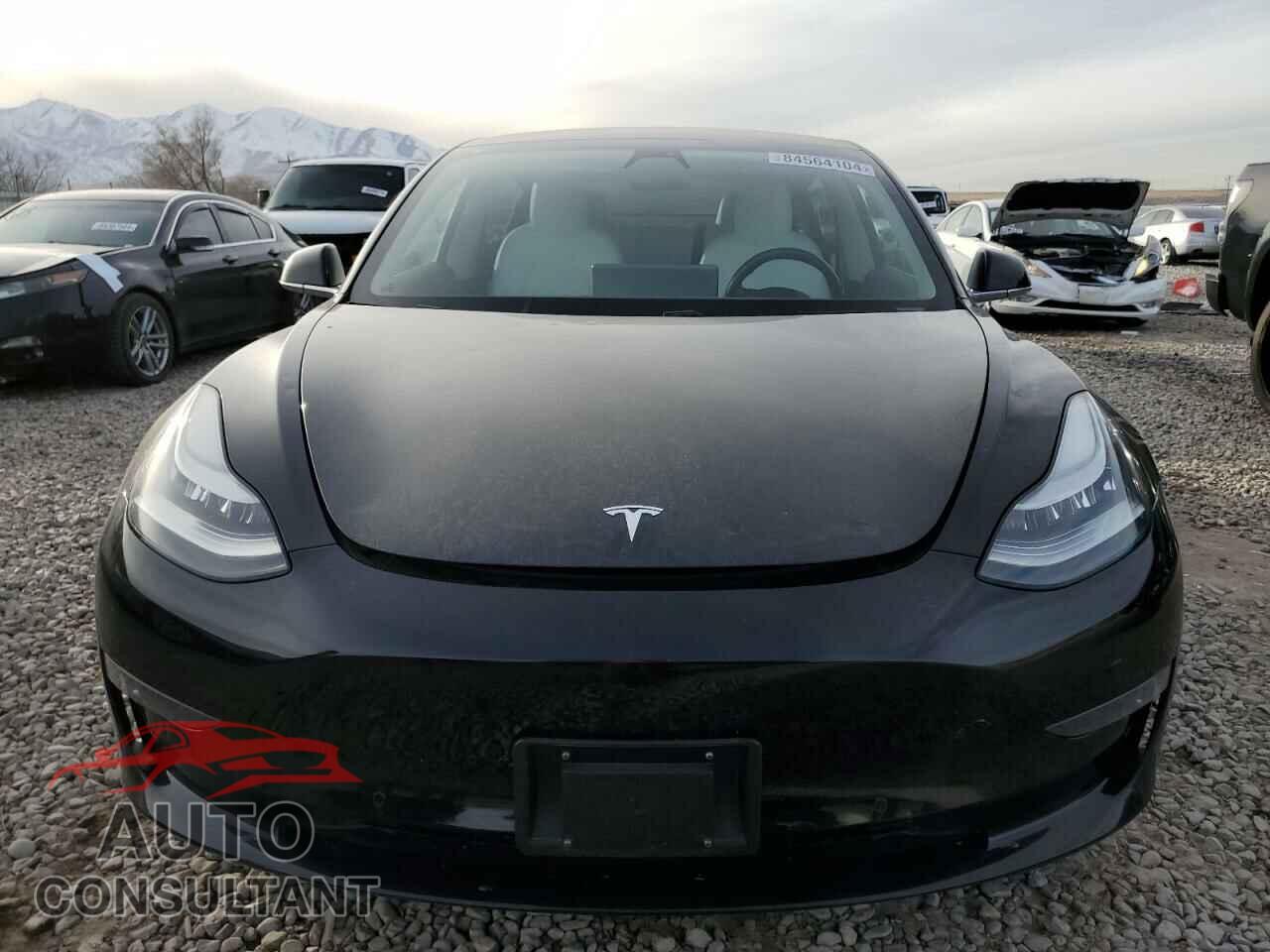TESLA MODEL 3 2019 - 5YJ3E1EA9KF323652
