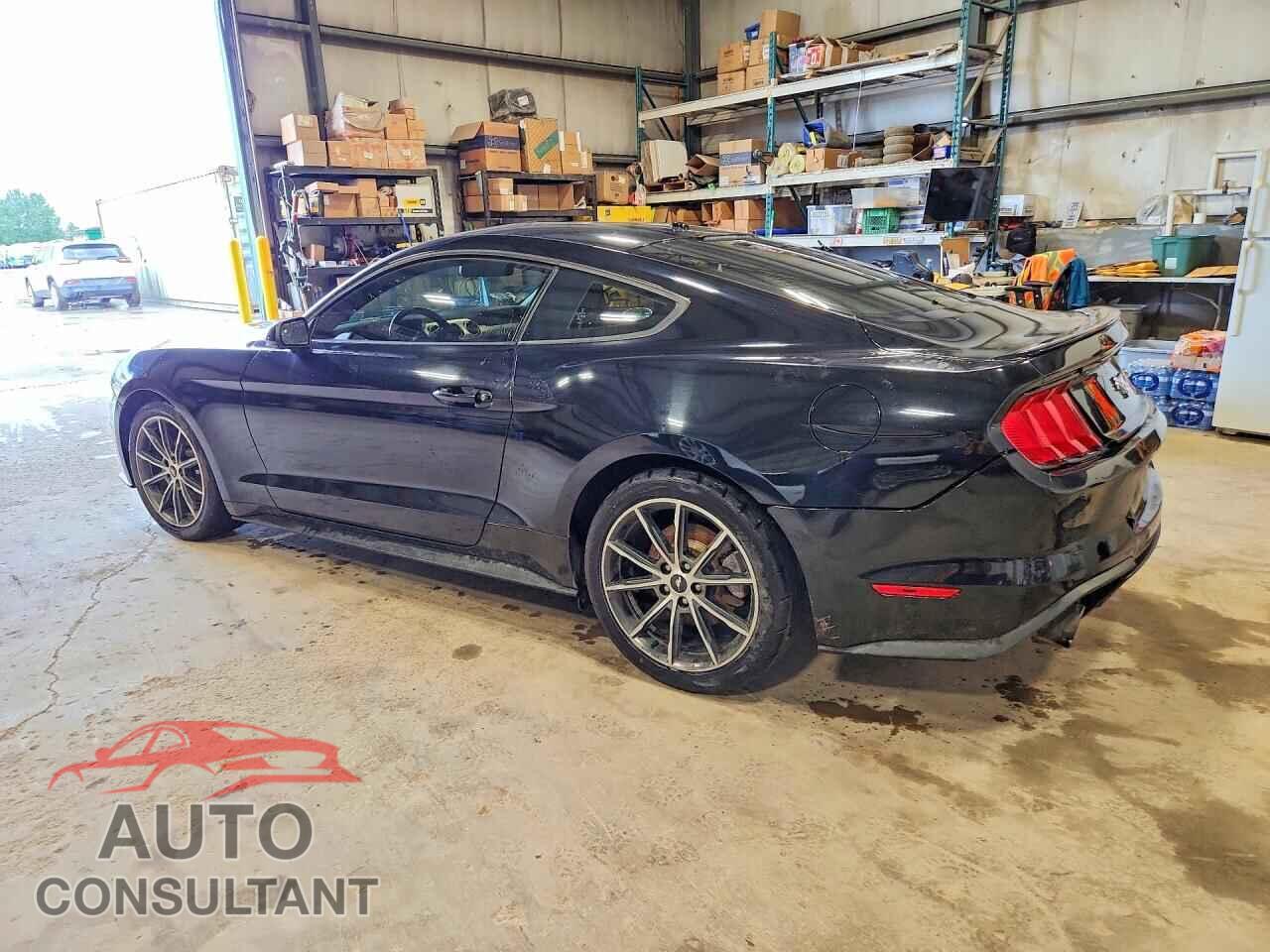 FORD MUSTANG 2018 - 1FA6P8TH9J5168767