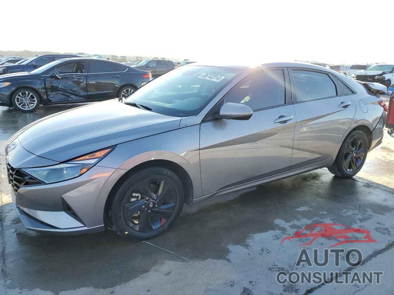 HYUNDAI ELANTRA 2022 - KMHLM4AG1NU365867