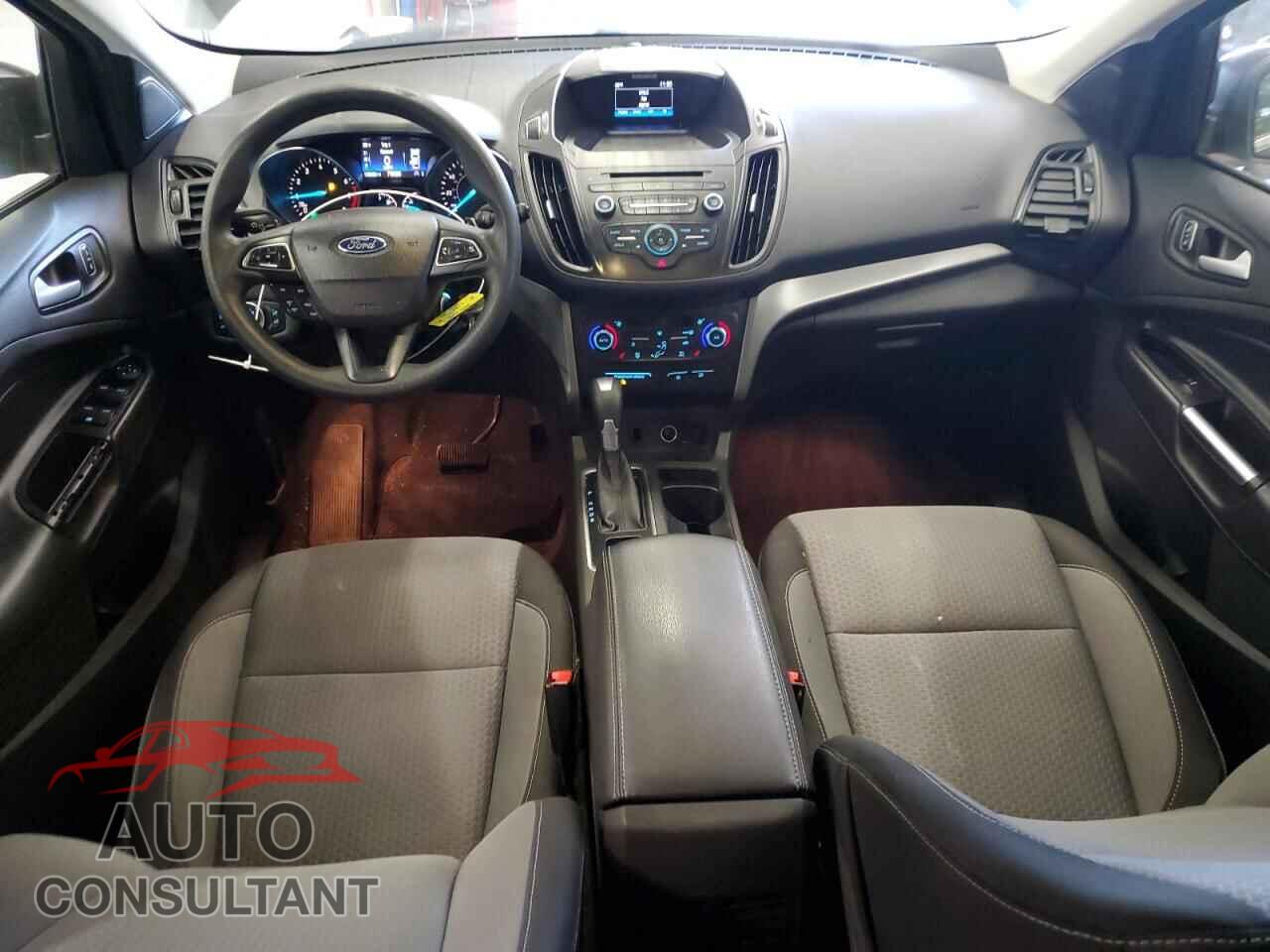 FORD ESCAPE 2017 - 1FMCU9GD7HUD02593