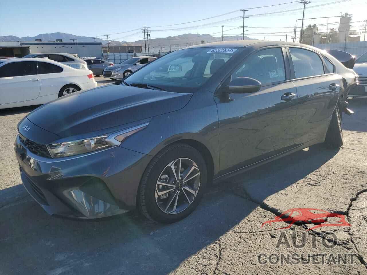 KIA FORTE 2023 - 3KPF24AD5PE673901