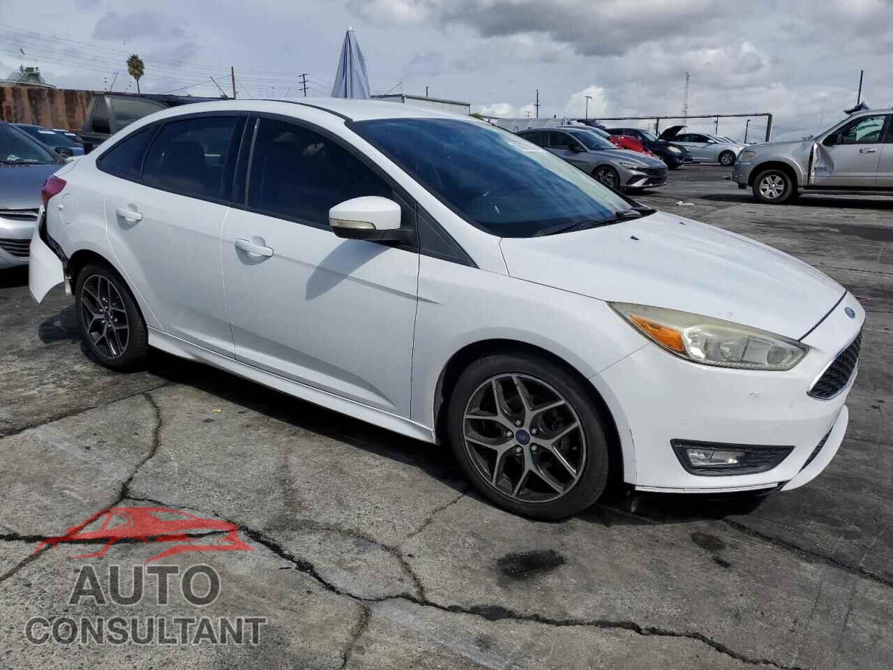 FORD FOCUS 2016 - 1FADP3F21GL227302