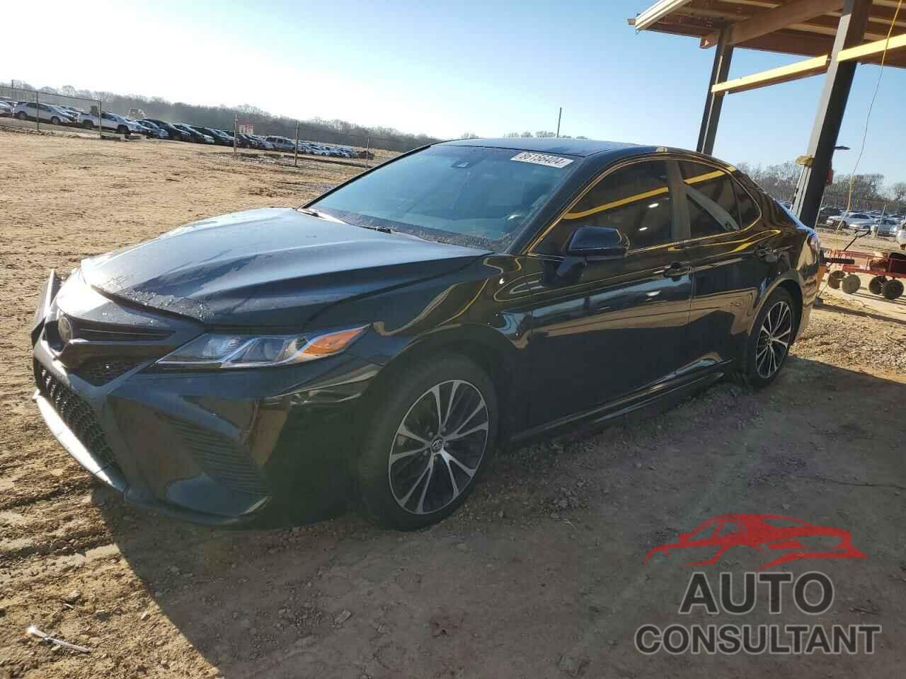 TOYOTA CAMRY 2018 - 4T1B11HK0JU083825