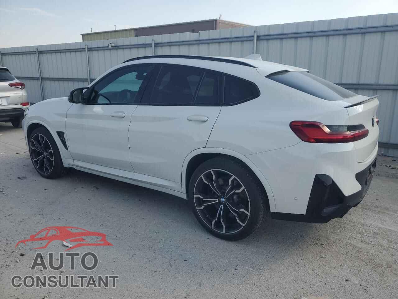 BMW X4 M 2023 - 5YM23EC06P9P53473