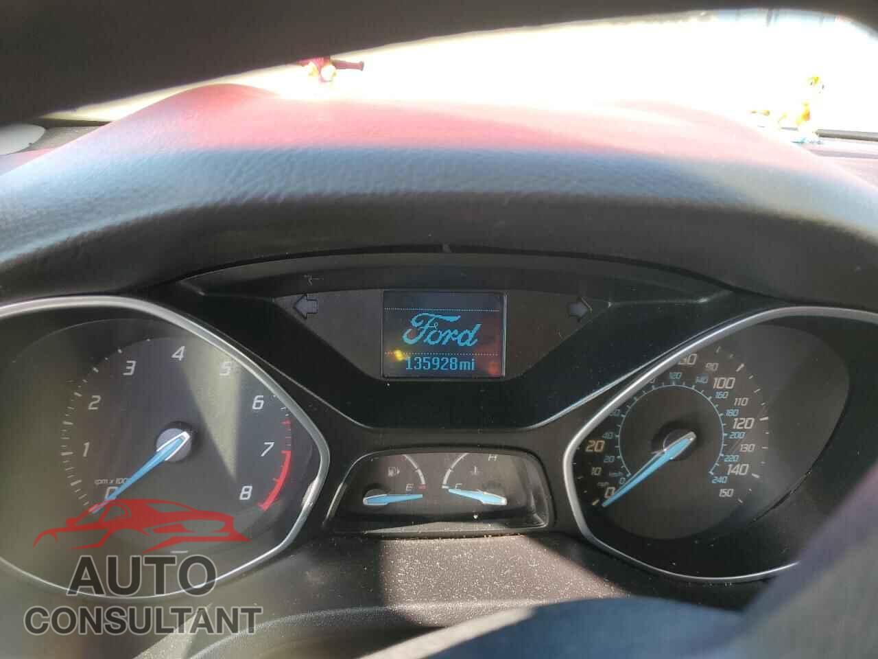 FORD FOCUS 2012 - 1FAHP3K24CL369936