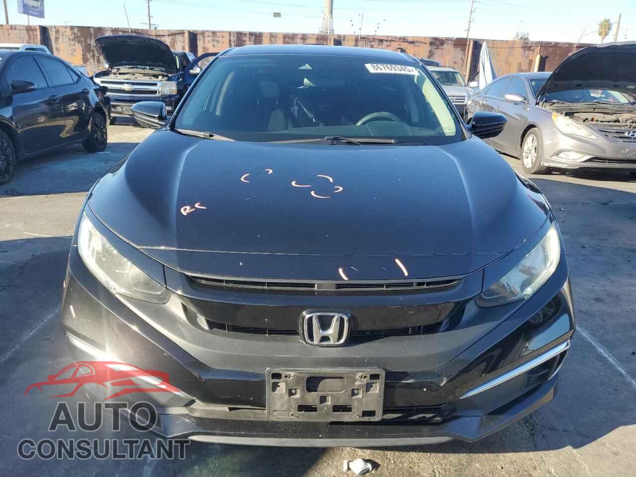 HONDA CIVIC 2019 - 2HGFC2F63KH552875