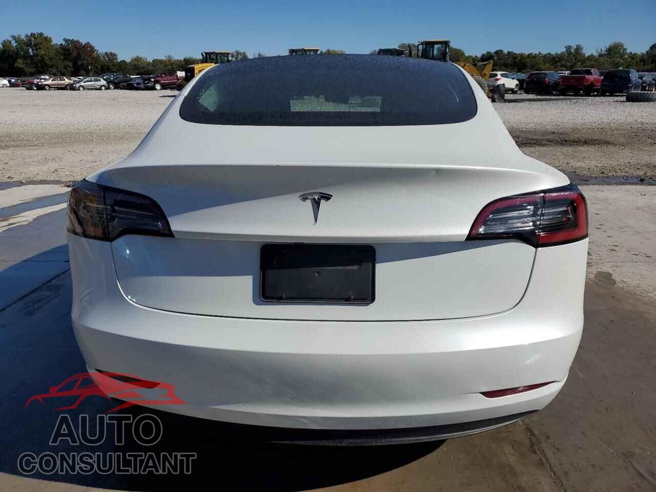 TESLA MODEL 3 2023 - 5YJ3E1EA8PF406996