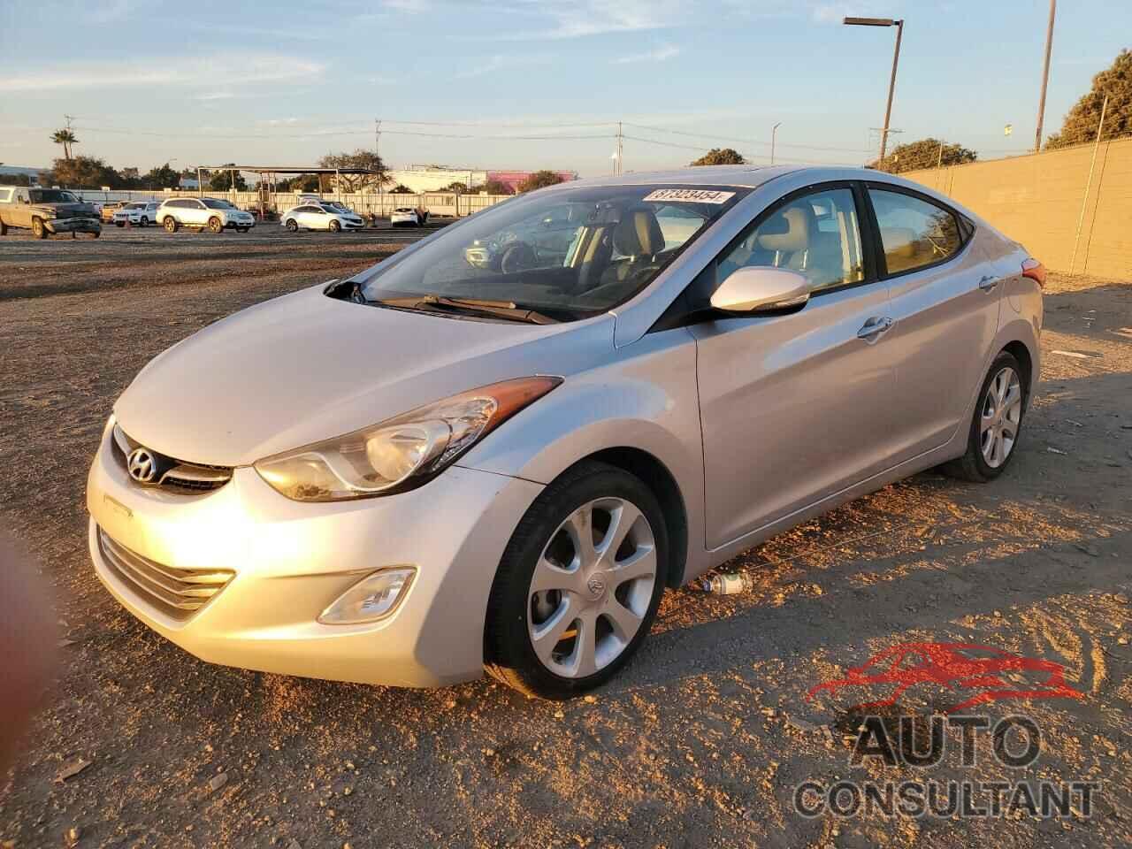 HYUNDAI ELANTRA 2013 - KMHDH4AE6DU887044