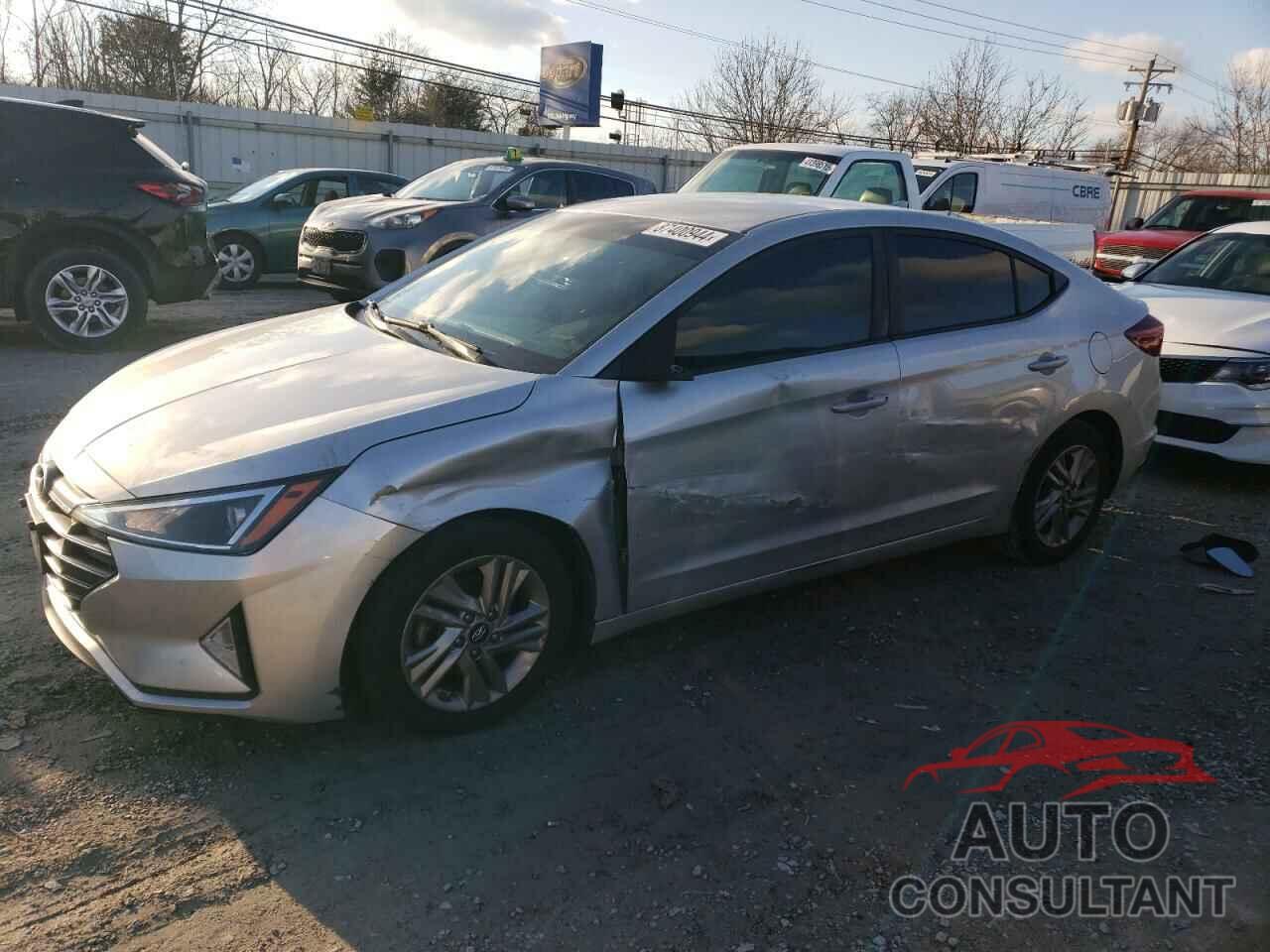 HYUNDAI ELANTRA 2020 - 5NPD84LF0LH525195