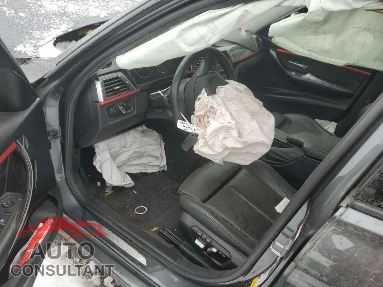 BMW 3 SERIES 2016 - WBA8E5G50GNU20810