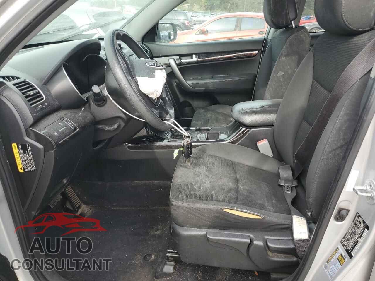 KIA SORENTO 2014 - 5XYKTDA69EG428127