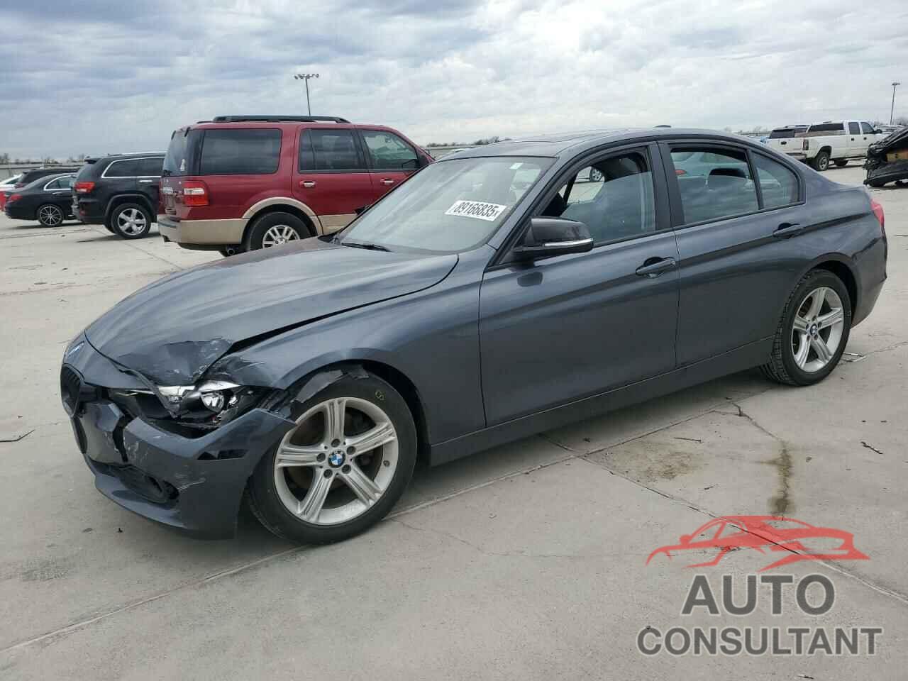 BMW 3 SERIES 2013 - WBA3A5C5XDF353103