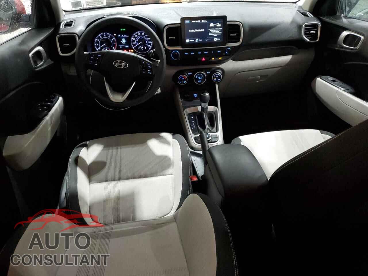 HYUNDAI VENUE 2020 - KMHRC8A36LU015827