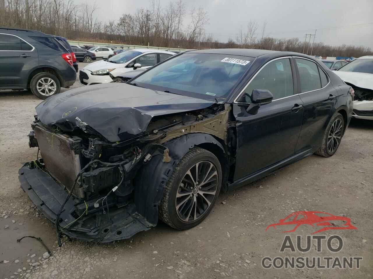 TOYOTA CAMRY 2018 - 4T1B11HK8JU103934