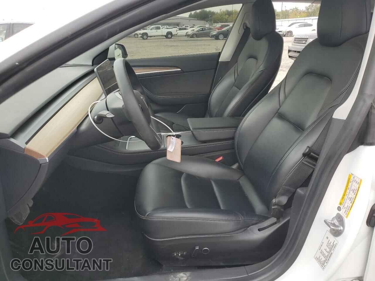 TESLA MODEL 3 2021 - 5YJ3E1EA5MF063527