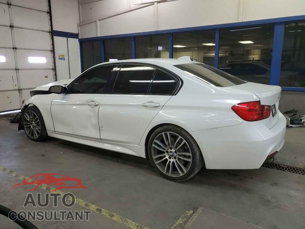 BMW 3 SERIES 2013 - WBA3A9C55DF475844
