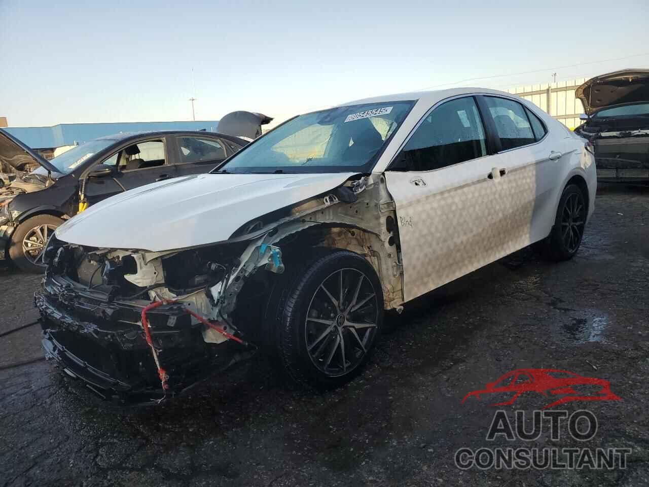 TOYOTA CAMRY 2021 - 4T1G11AK3MU596149