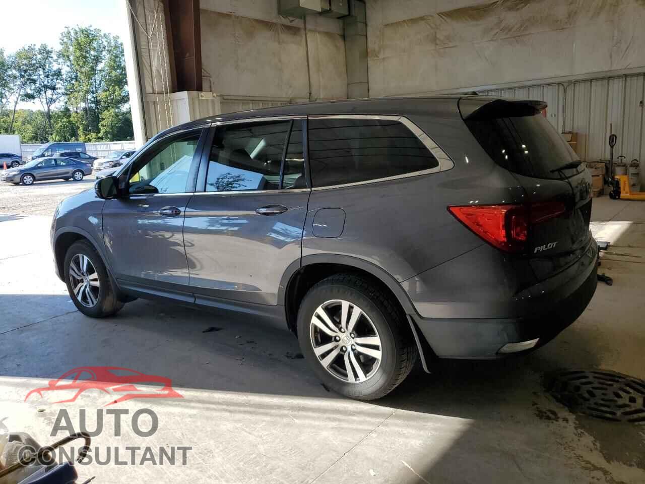 HONDA PILOT 2017 - 5FNYF6H65HB009478