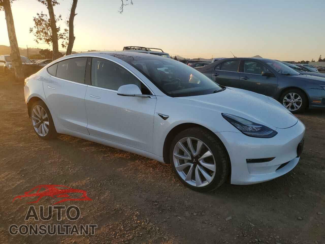 TESLA MODEL 3 2017 - 5YJ3E1EA6HF002595