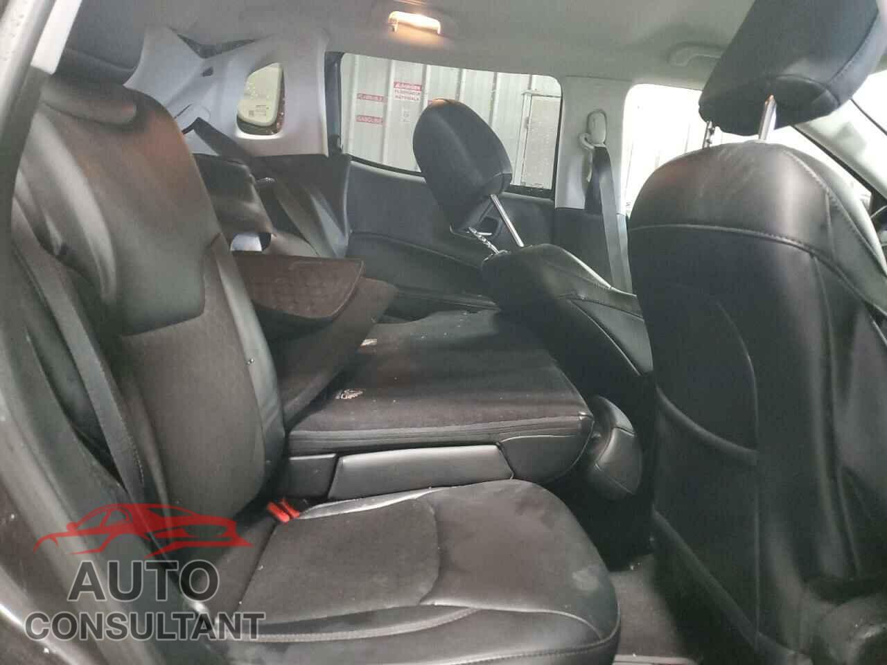 JEEP COMPASS 2017 - 3C4NJDBB8HT645776