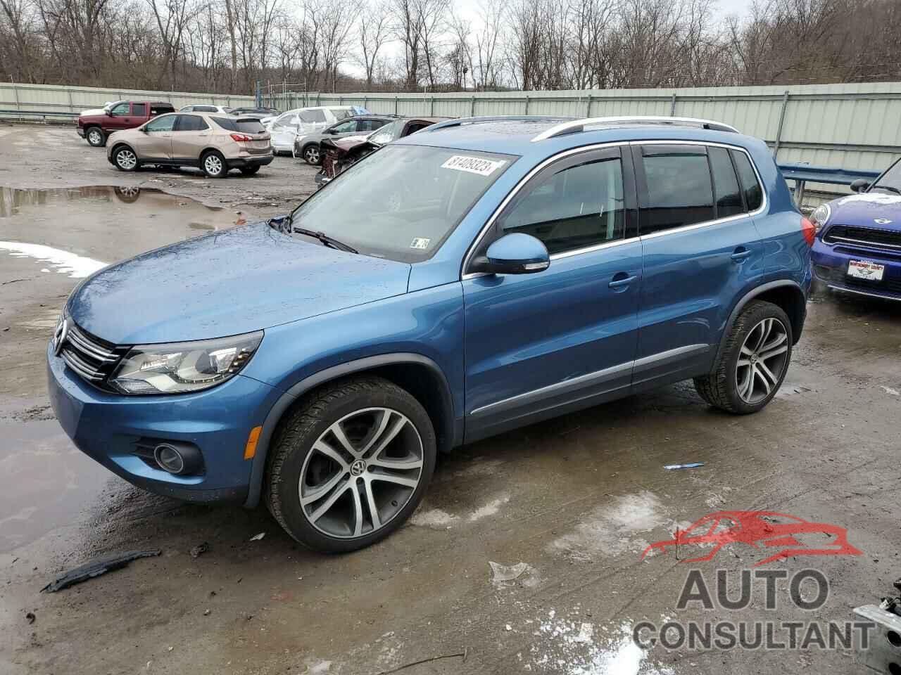 VOLKSWAGEN TIGUAN 2017 - WVGWV7AX9HK022476