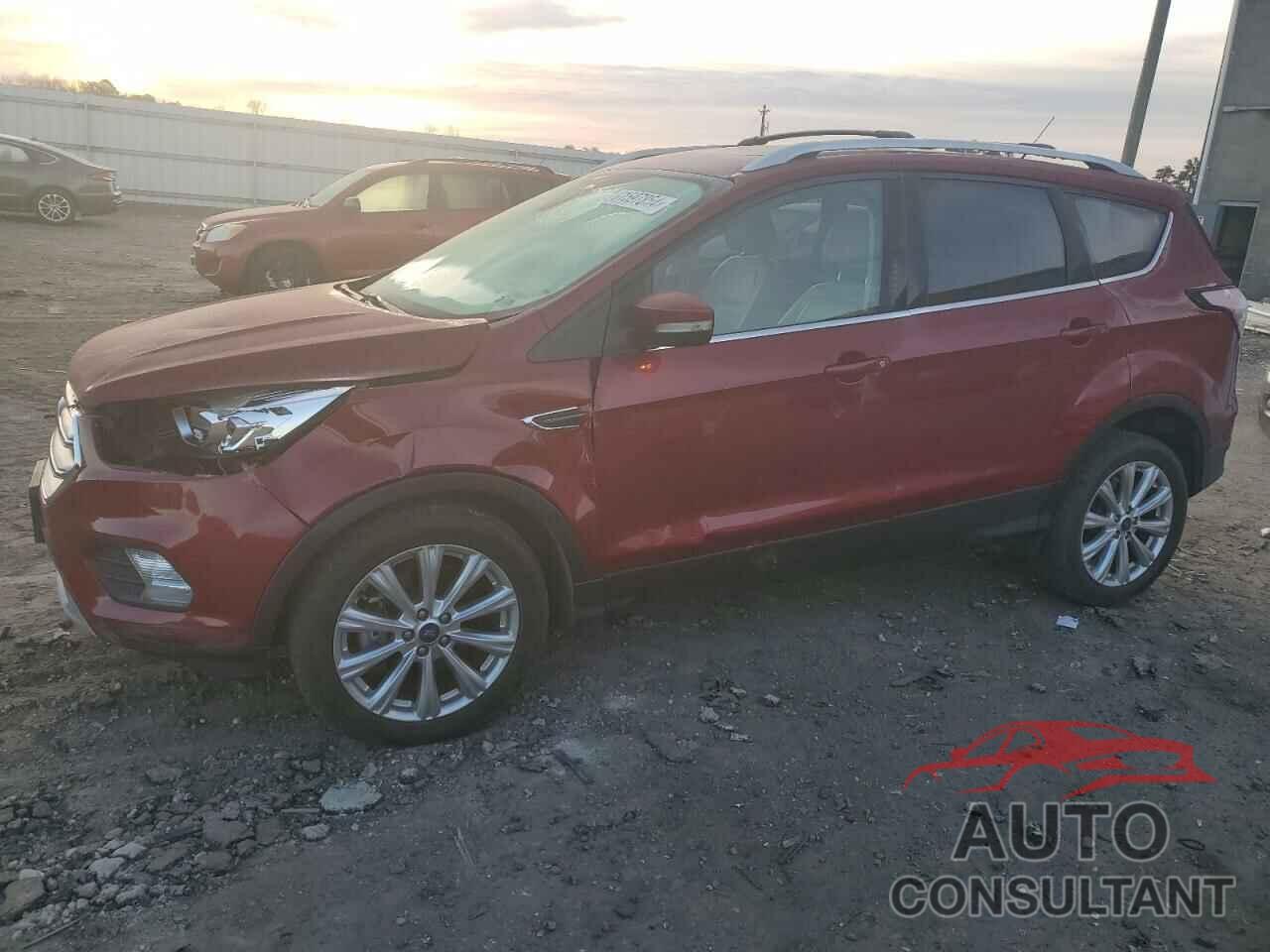 FORD ESCAPE 2017 - 1FMCU9J94HUD64456