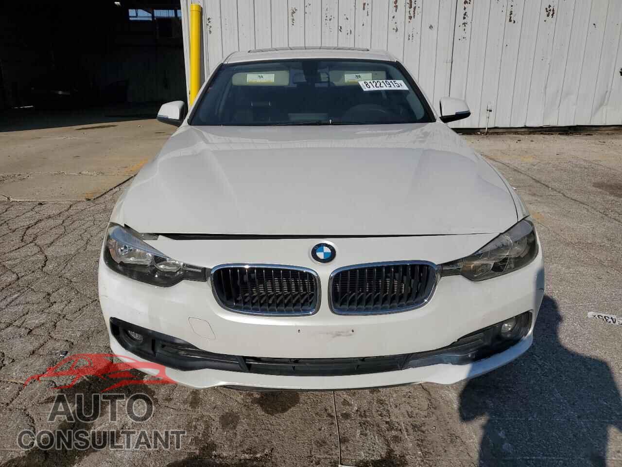 BMW 3 SERIES 2017 - WBA8A9C32HK863986