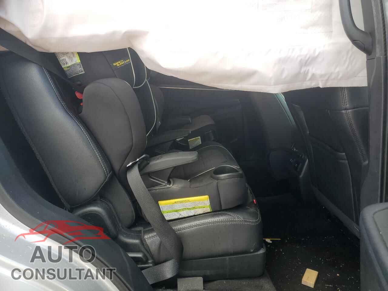 FORD EXPLORER 2018 - 1FM5K7F82JGB33336