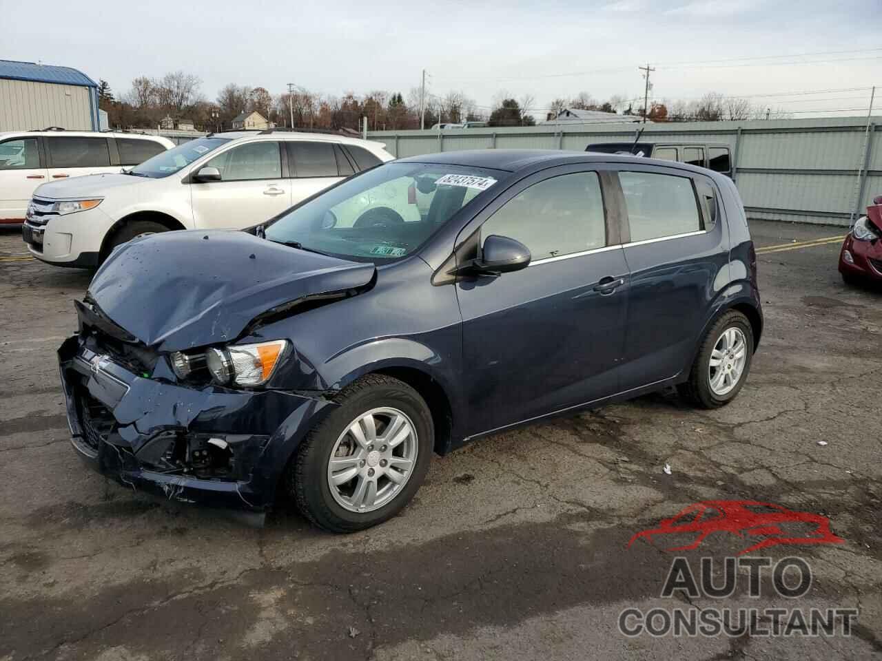 CHEVROLET SONIC 2016 - 1G1JC6SG3G4177923