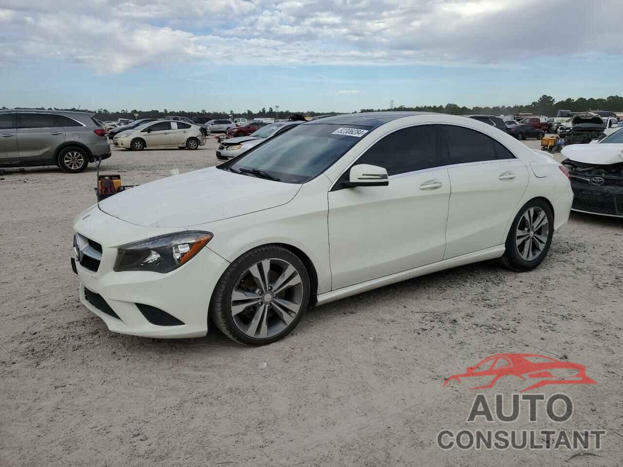 MERCEDES-BENZ CLA-CLASS 2015 - WDDSJ4EB3FN221147