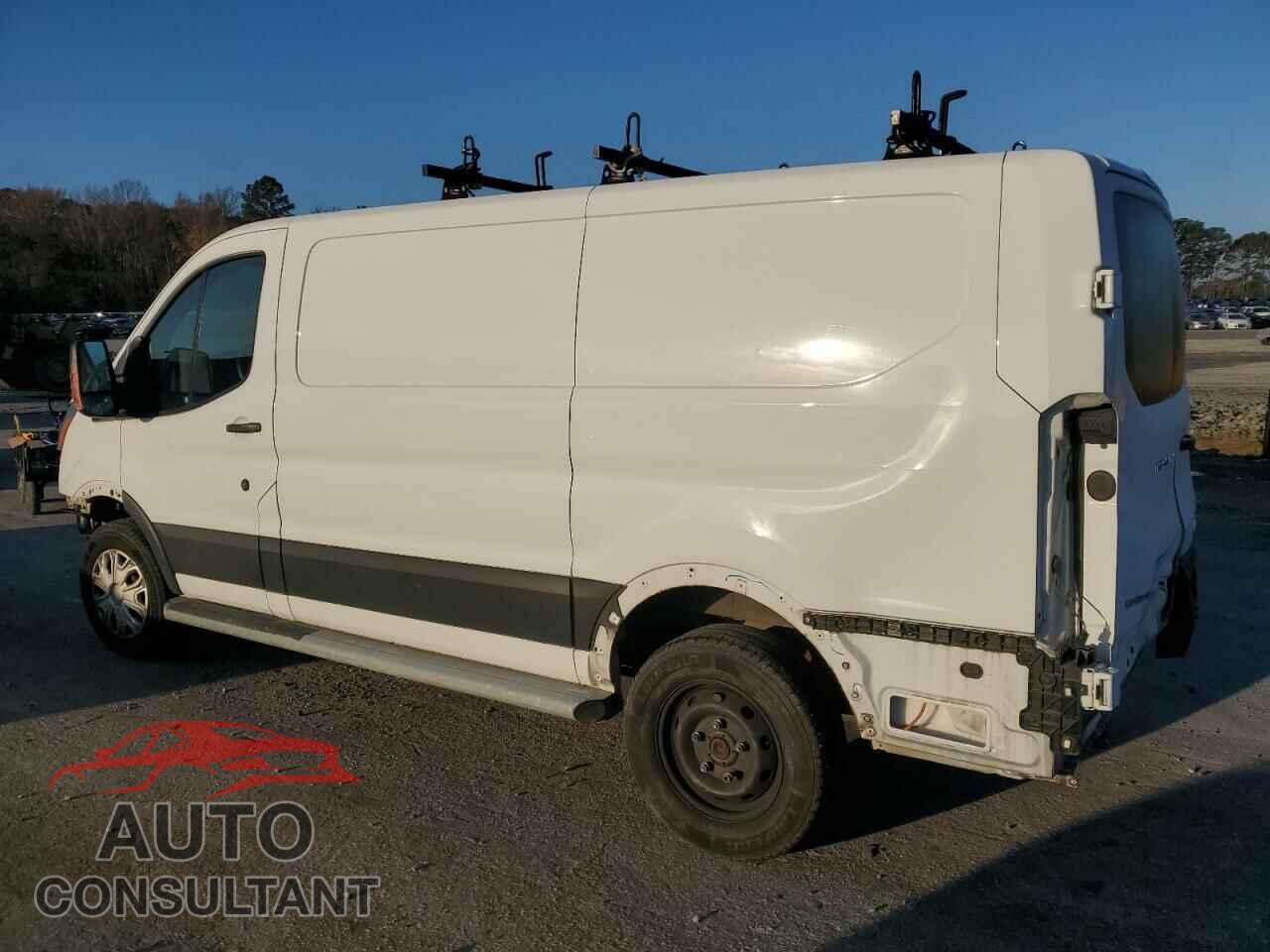 FORD TRANSIT 2019 - 1FTYR1YM7KKB51124