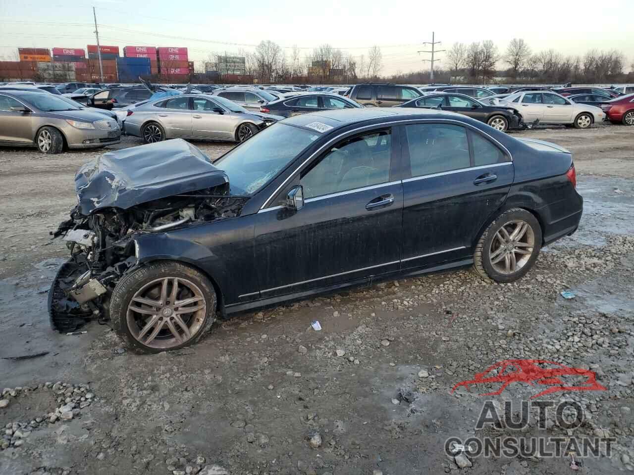 MERCEDES-BENZ C-CLASS 2012 - WDDGF8BB6CA702032