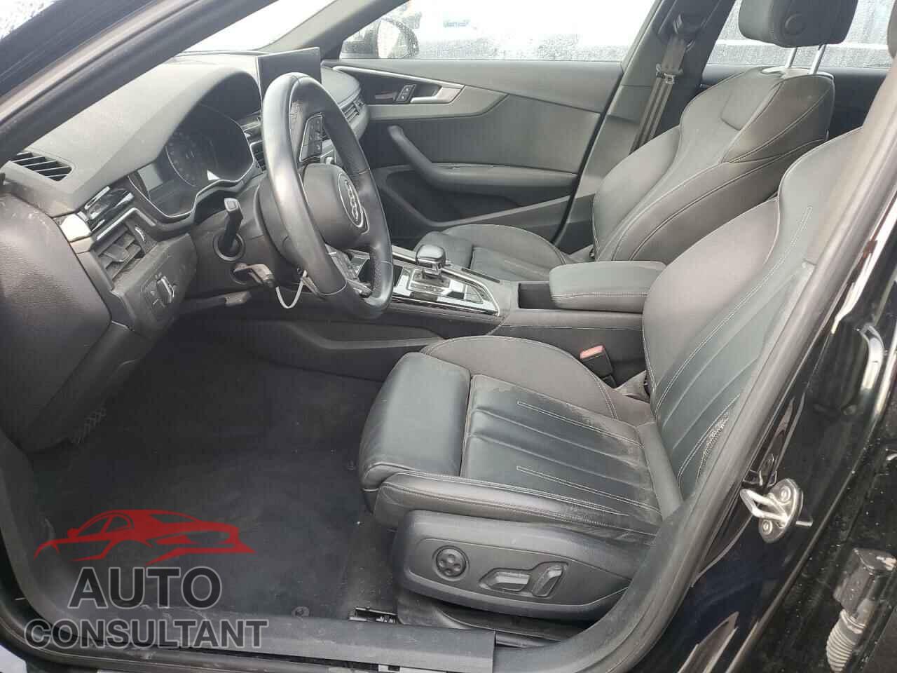 AUDI A4 2021 - WAUDAAF44MA043817
