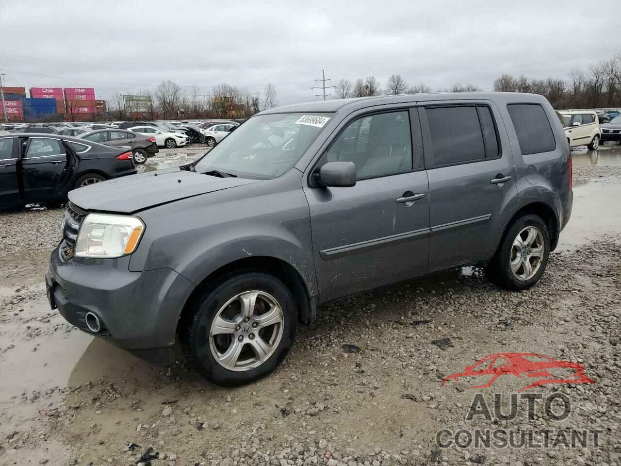 HONDA PILOT 2013 - 5FNYF4H49DB023526