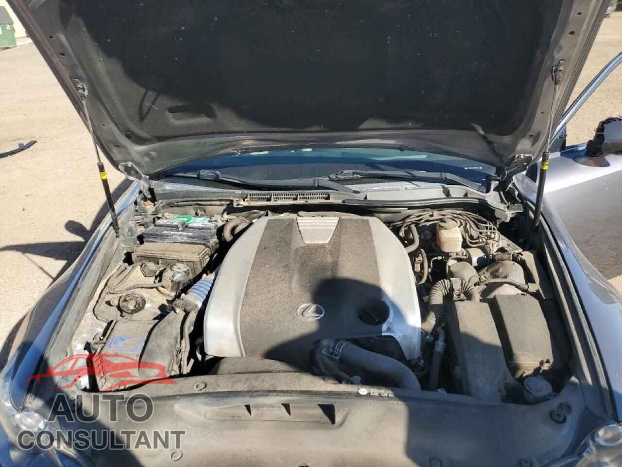 LEXUS IS 2015 - JTHBE1D22F5016545