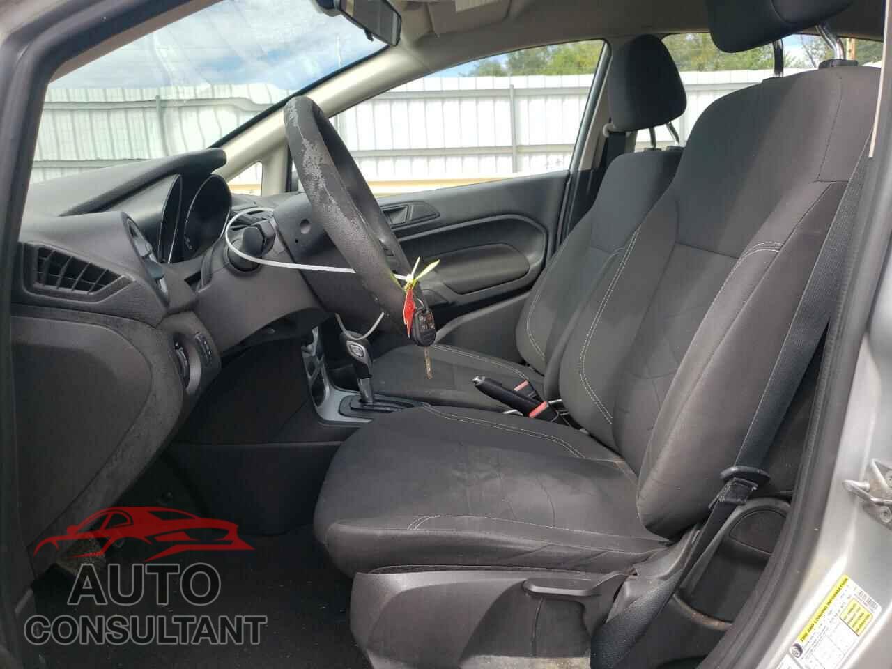 FORD FIESTA 2017 - 3FADP4EJ9HM135952