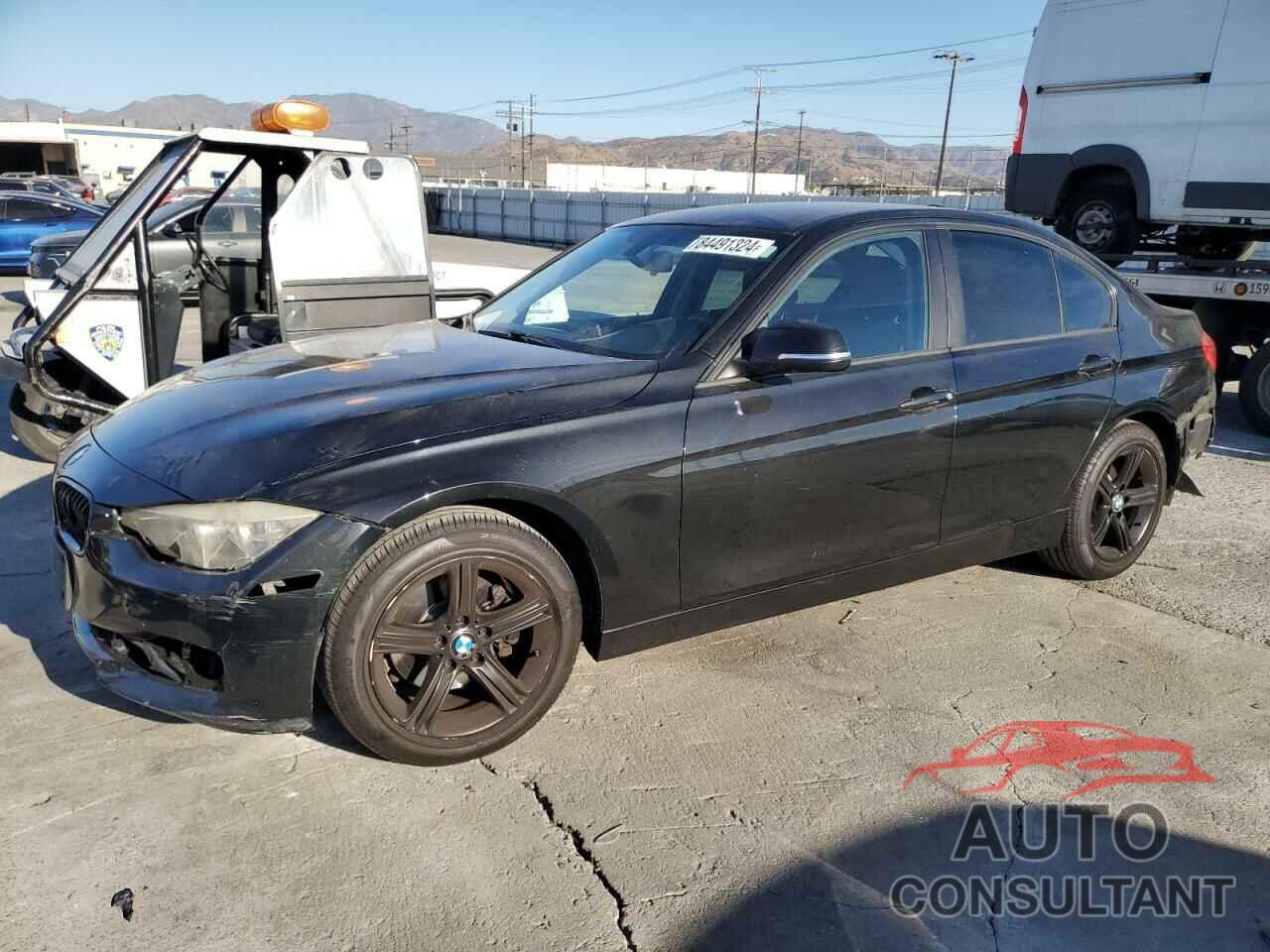 BMW 3 SERIES 2013 - WBA3C1C51DF438639