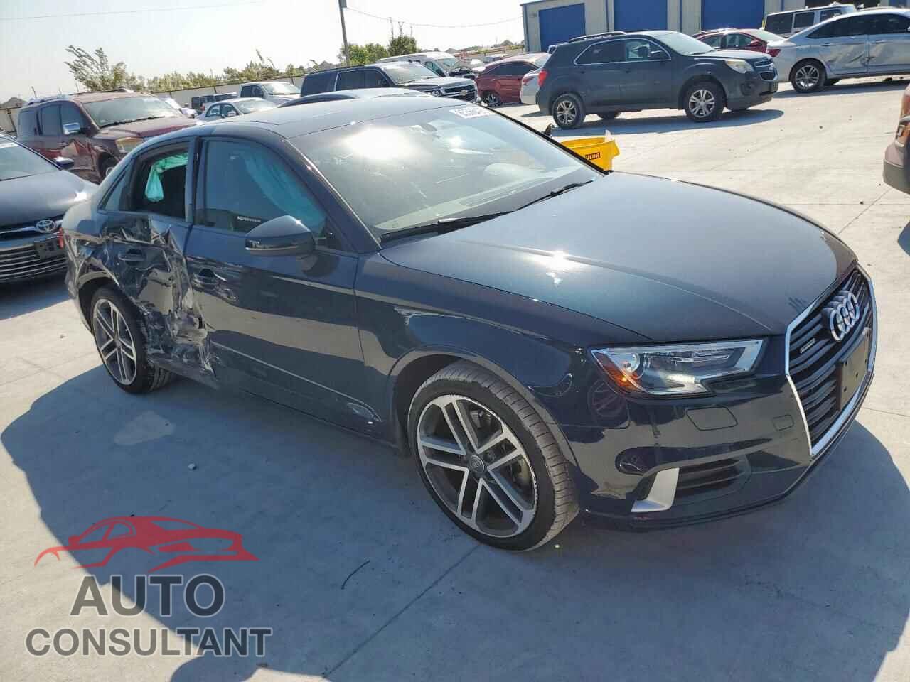 AUDI A3 2017 - WAUB8GFF8H1070418