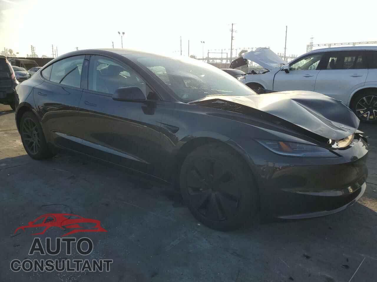 TESLA MODEL 3 2024 - 5YJ3E1EA9RF728680