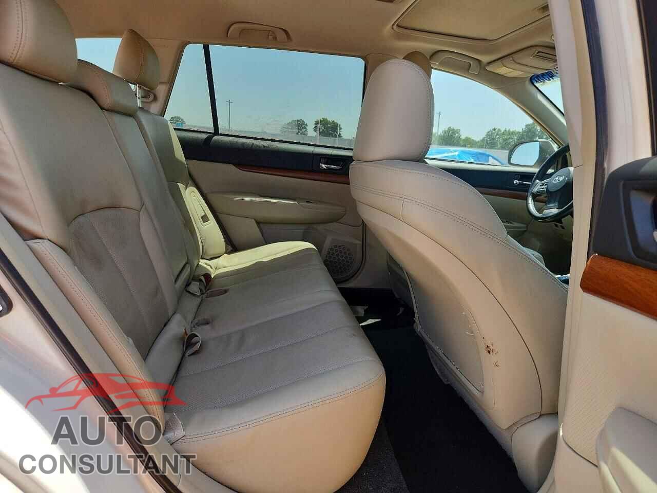 SUBARU OUTBACK 2013 - 4S4BRCPC3D3260229