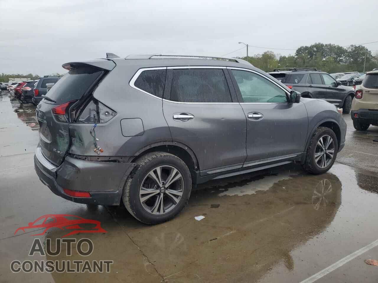 NISSAN ROGUE 2017 - 5N1AT2MVXHC833436