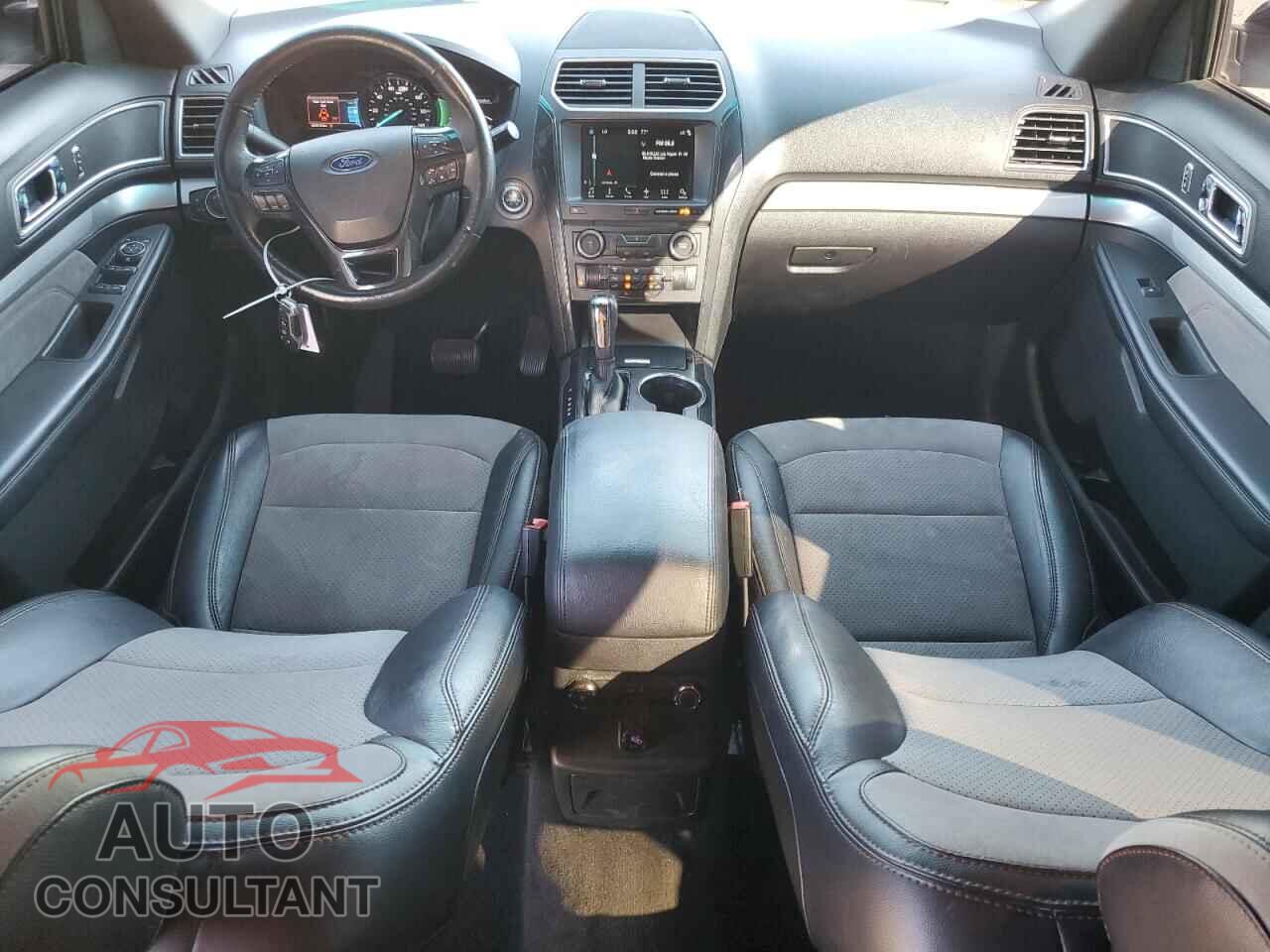 FORD EXPLORER 2017 - 1FM5K7D86HGA61862