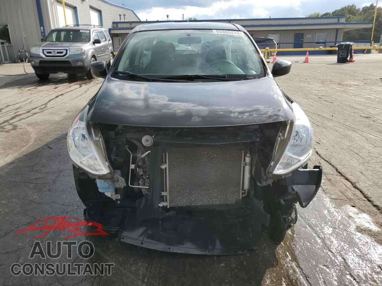 NISSAN VERSA 2017 - 3N1CN7AP6HL848677