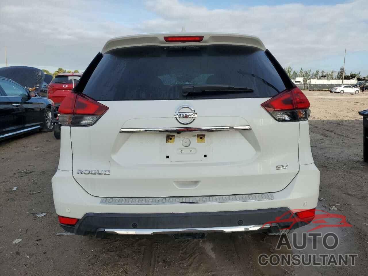 NISSAN ROGUE 2019 - KNMAT2MT6KP526204