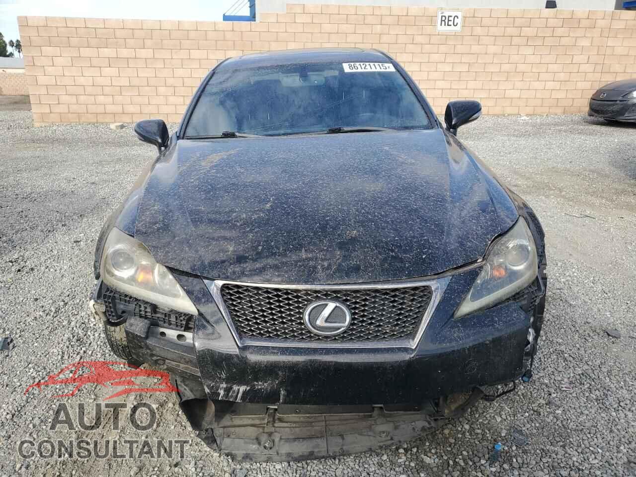 LEXUS IS 2013 - JTHBF5C28D5190428