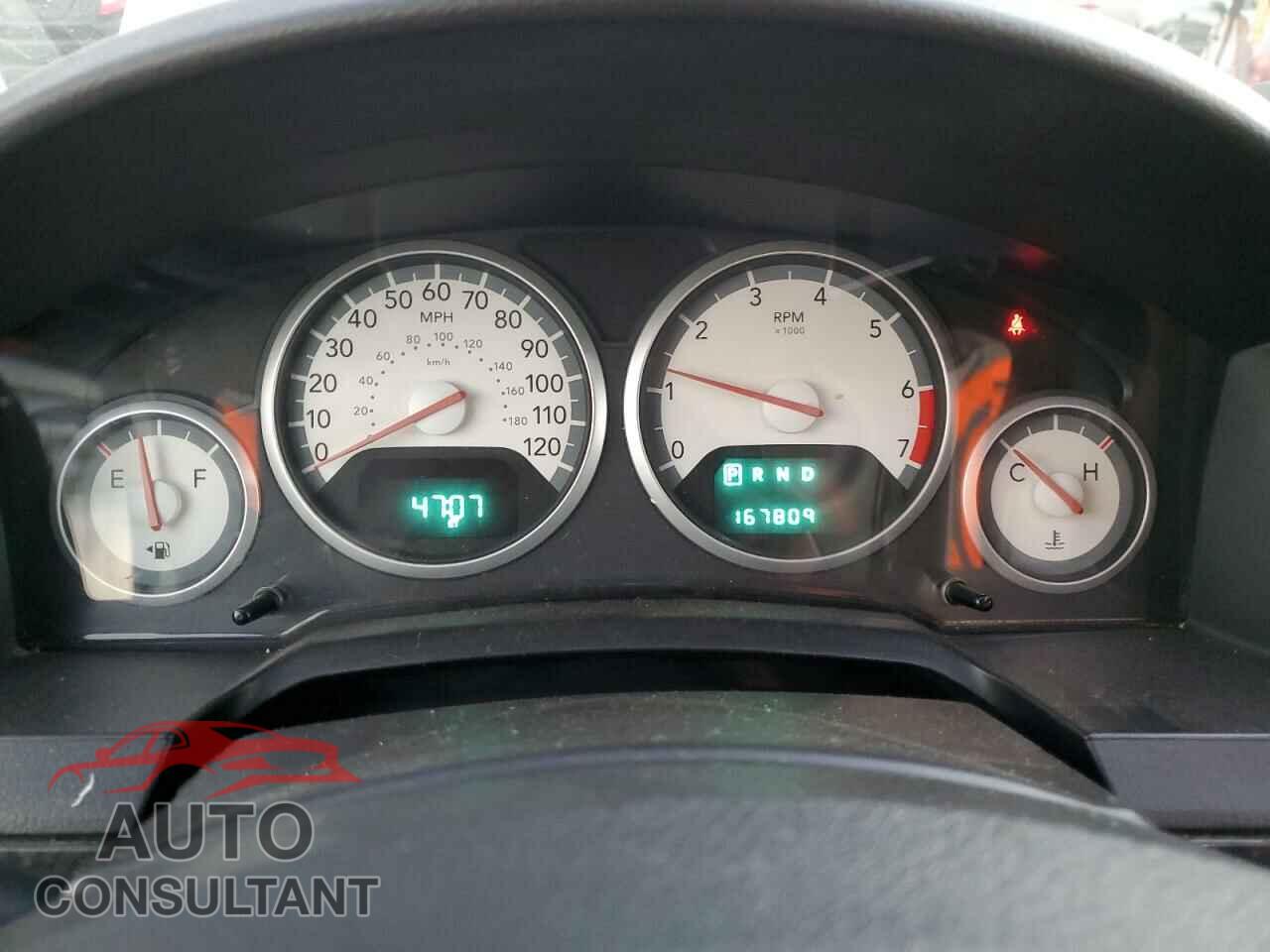 DODGE CARAVAN 2010 - 2D4RN5D13AR484233
